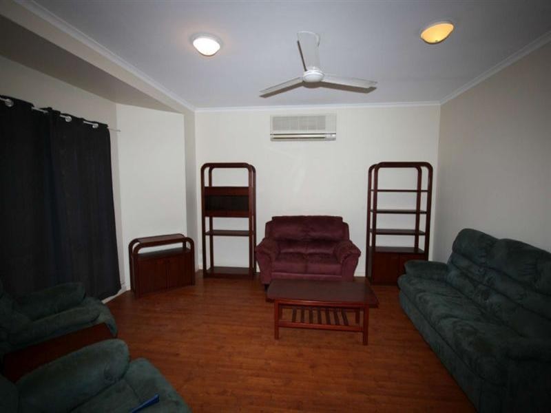 2 Watts Place, Karratha WA 6714