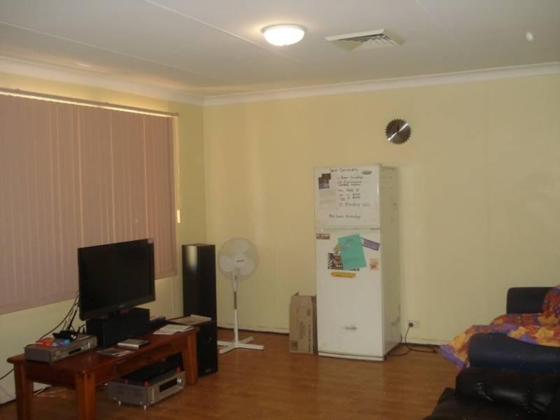 275 Stuart Crescent, Dampier WA 6713