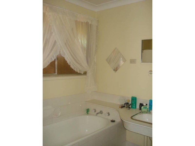 275 Stuart Crescent, Dampier WA 6713