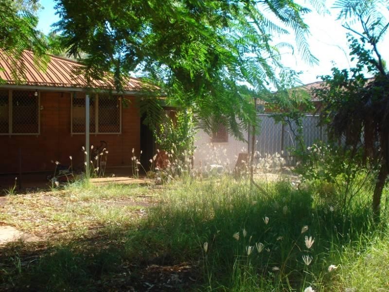 275 Stuart Crescent, Dampier WA 6713