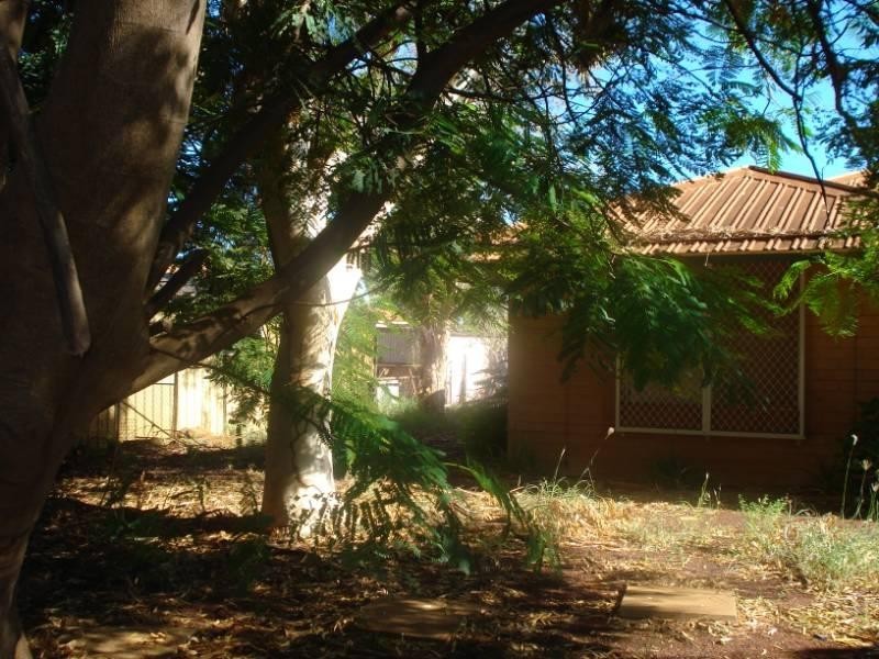 275 Stuart Crescent, Dampier WA 6713