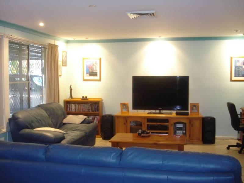 110 Lyndon Crescent, Dampier WA 6713