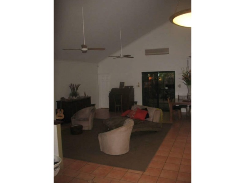 4 Haddon Way, Nickol WA 6714