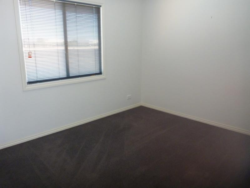 28 Bettong Bend, Baynton WA 6714