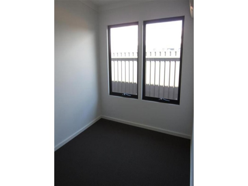 29 Bajamalu Drive, Baynton WA 6714