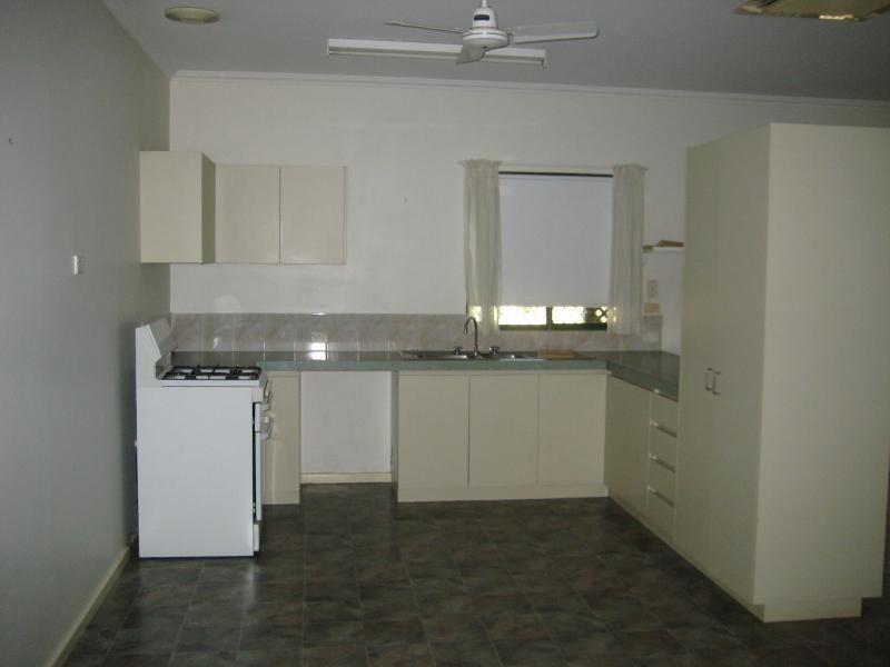 29 Stickney Way, Baynton WA 6714