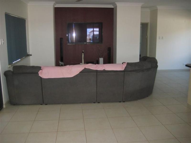 8 Perentie, Karratha WA 6714