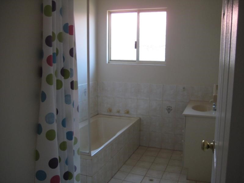 12 Kapitzke Drive, Nickol WA 6714