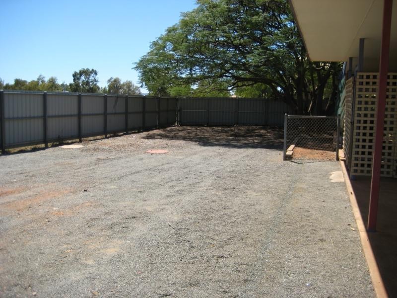 5 Tue Place, Millars Well WA 6714