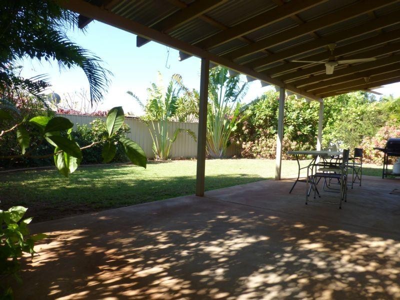 10 Schooner Street, Baynton WA 6714