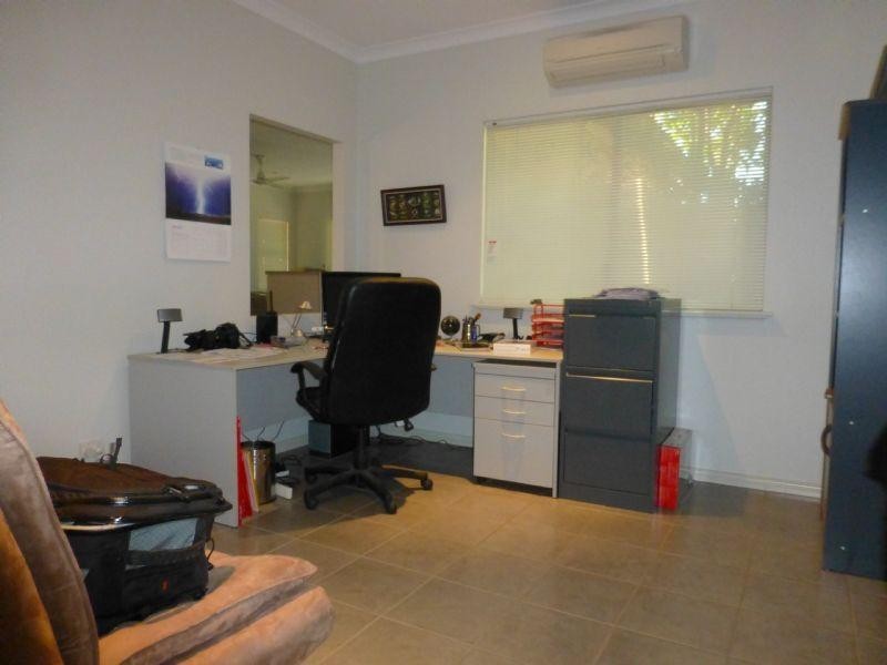 10 Schooner Street, Baynton WA 6714