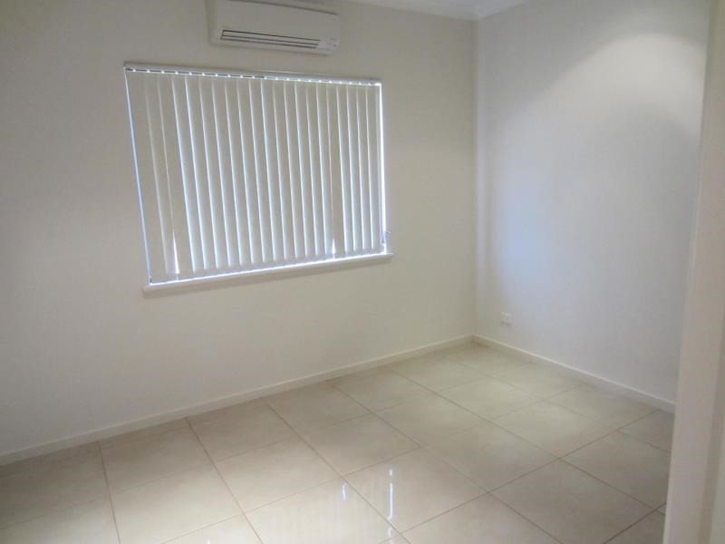 18 Bettong Bend, Baynton WA 6714