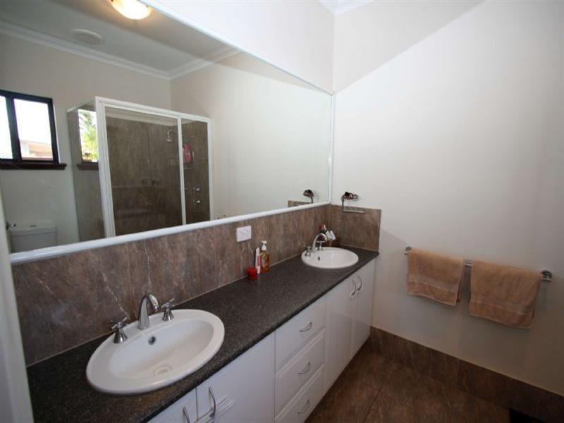 5 Brolga Meander, Nickol WA 6714