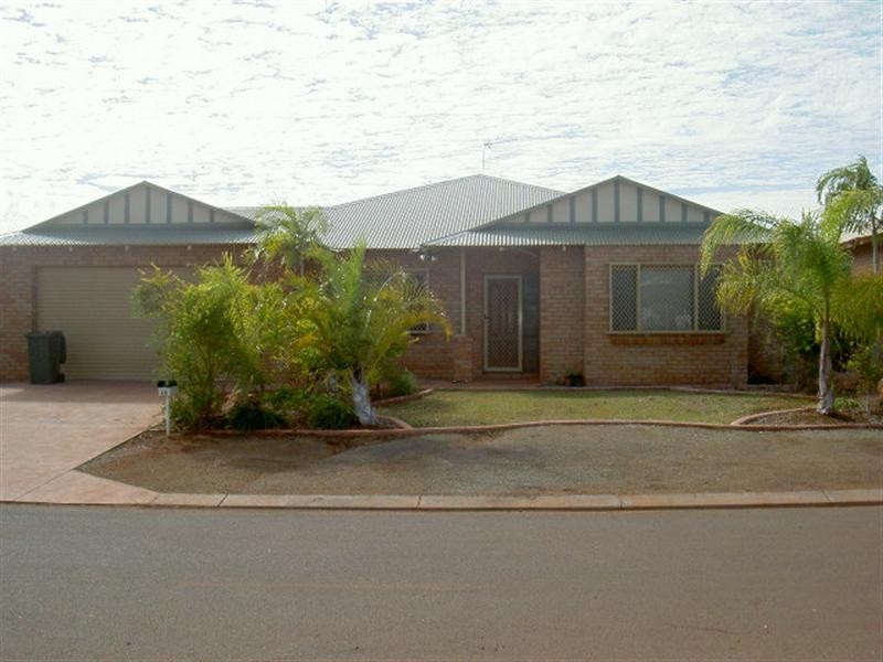 10 Thistle Loop, Nickol WA 6714
