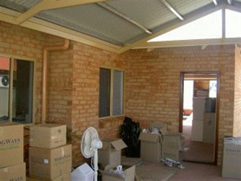 10 Thistle Loop, Nickol WA 6714