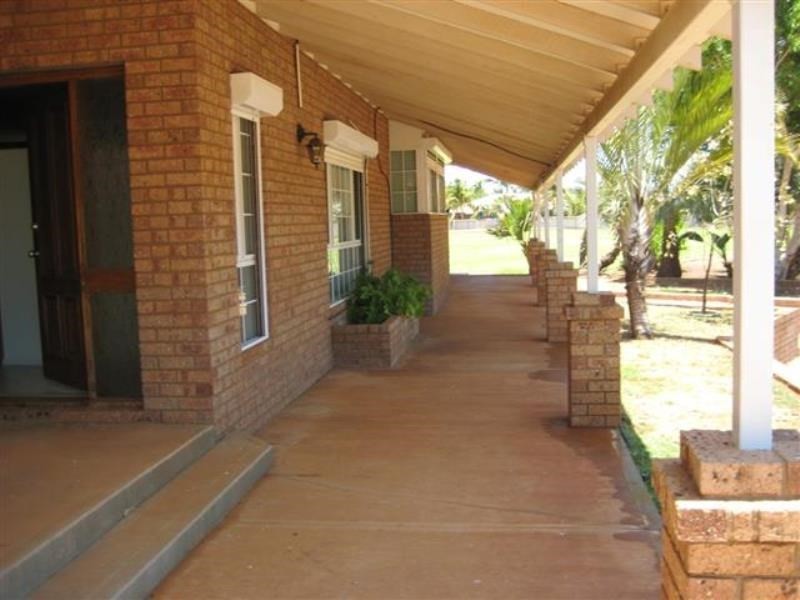 6 Gammon Court, Baynton WA 6714