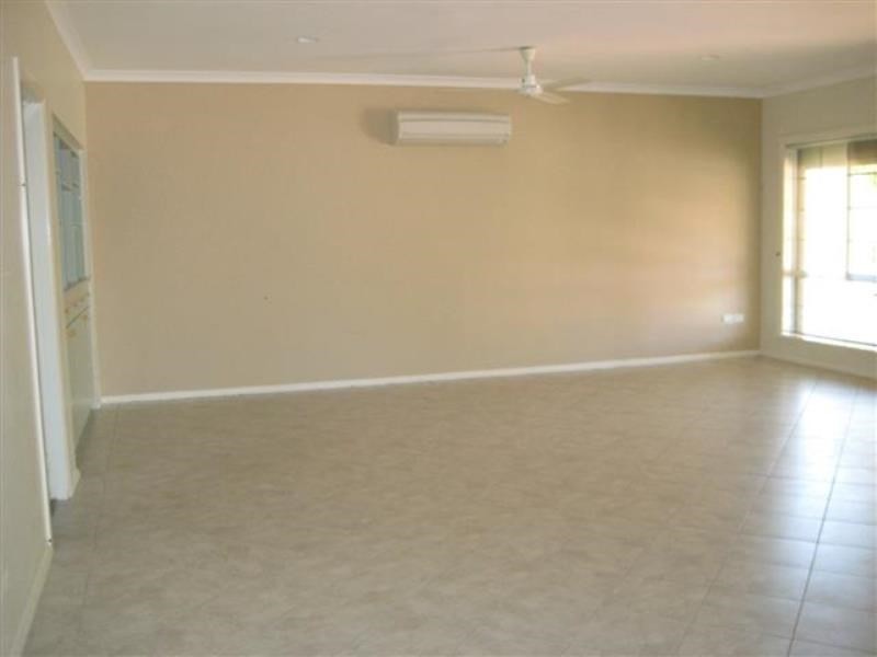 6 Gammon Court, Baynton WA 6714