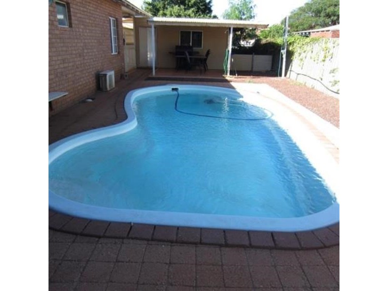 6 Gammon Court, Baynton WA 6714