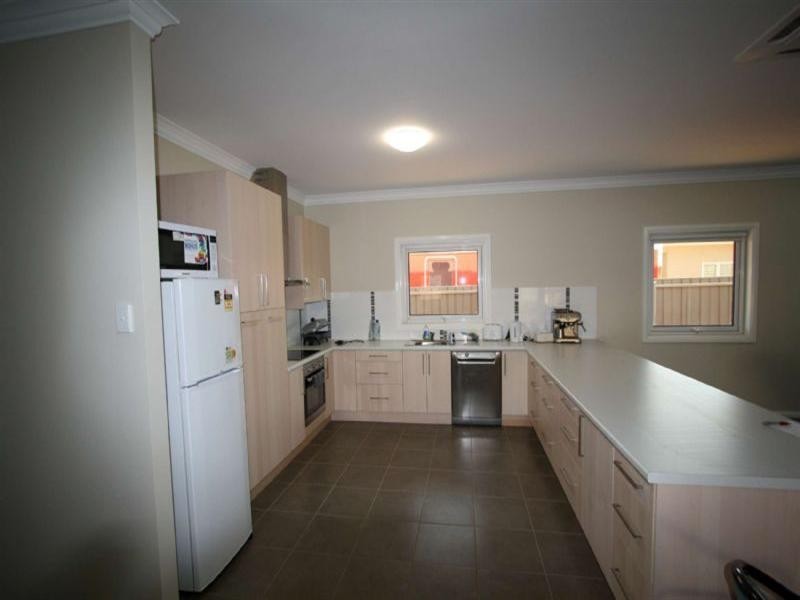 9 Ganbarr Street, Baynton WA 6714