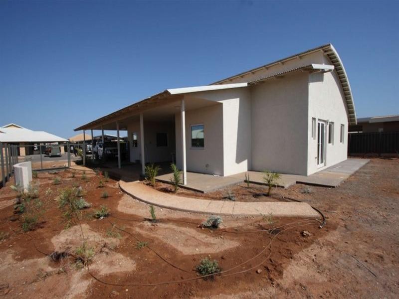 9 Ganbarr Street, Baynton WA 6714