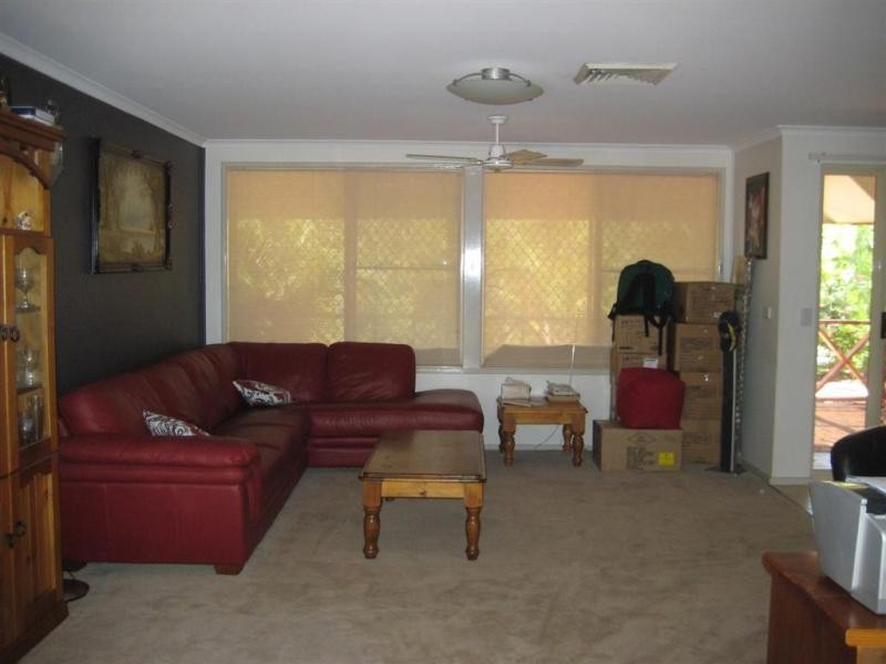 16 Berkley Crescent, Dampier WA 6713