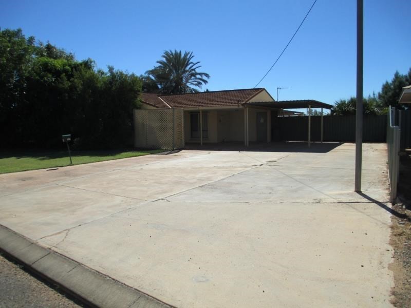 10 Bond Place, Pegs Creek WA 6714