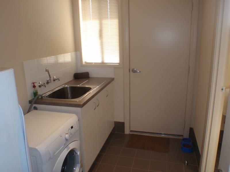 9 Bardurra Street, Baynton WA 6714