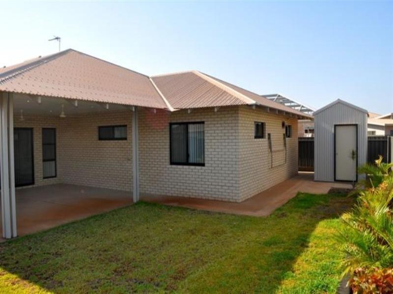 33 Mujira Ramble, Baynton WA 6714