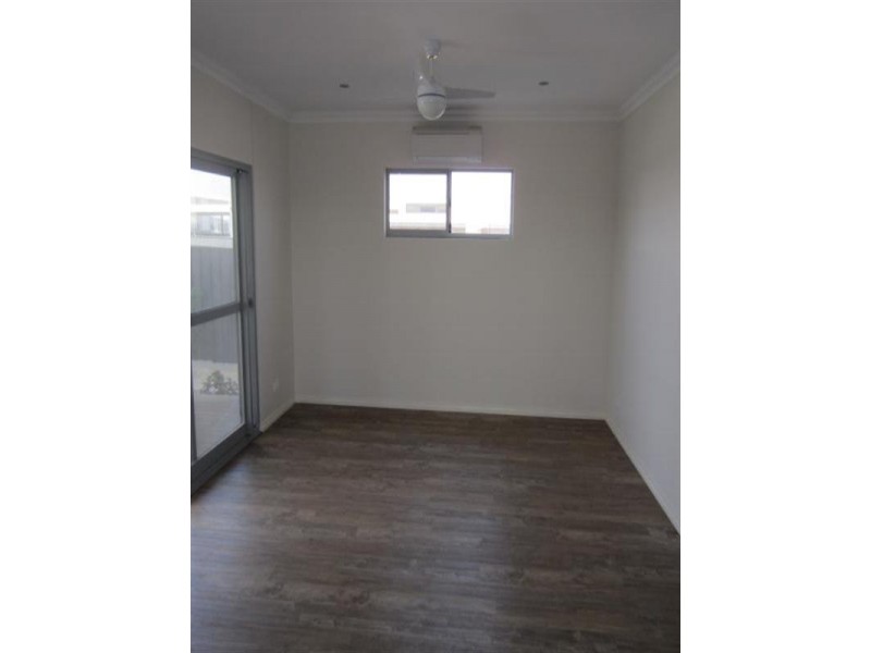 34 Marrimarri Parade, Baynton WA 6714