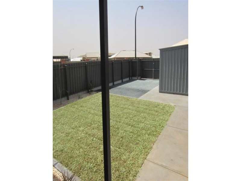 34 Marrimarri Parade, Baynton WA 6714