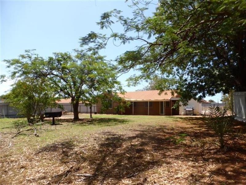 14 (65) Hardey Crescent, Dampier WA 6713