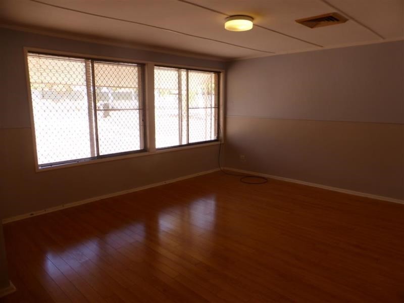 14 (65) Hardey Crescent, Dampier WA 6713