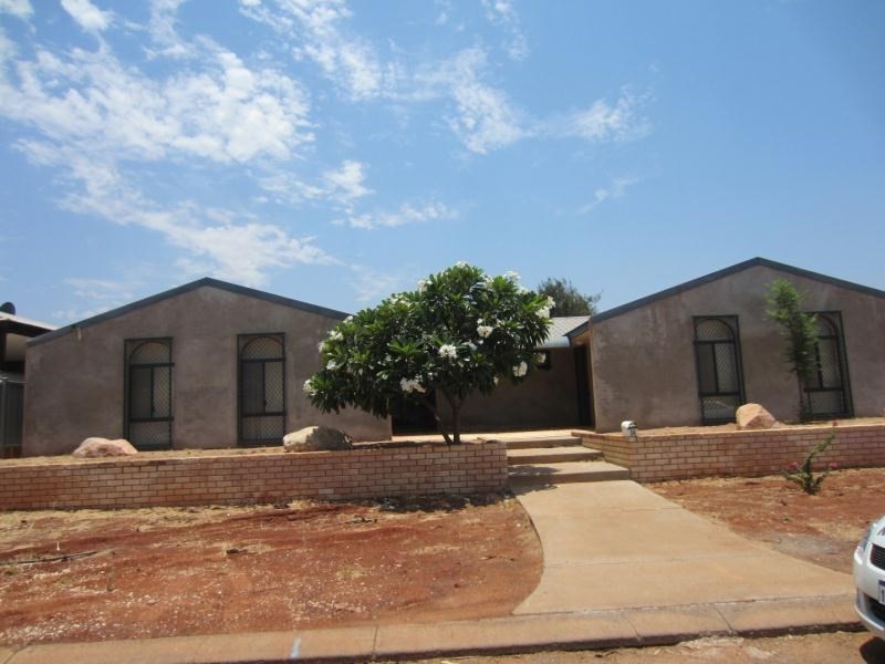 14 Stanbridge Way, Millars Well WA 6714