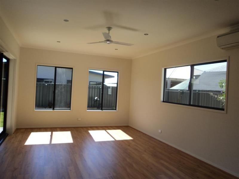 6 Perentie, Baynton WA 6714
