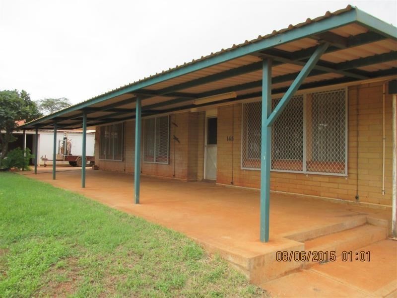 2 Hannan Crescent, Dampier WA 6713