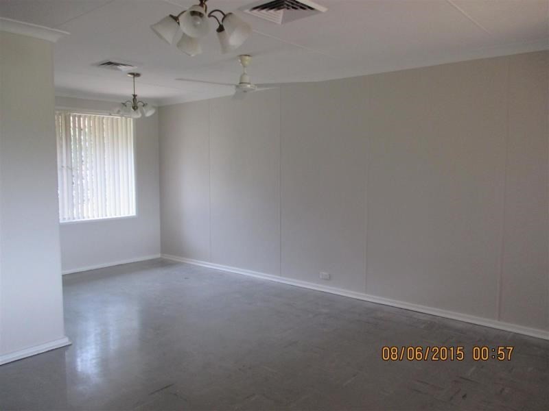 2 Hannan Crescent, Dampier WA 6713