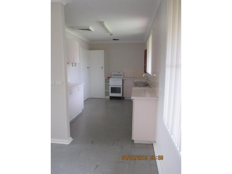 2 Hannan Crescent, Dampier WA 6713