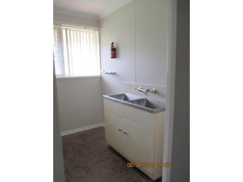 2 Hannan Crescent, Dampier WA 6713