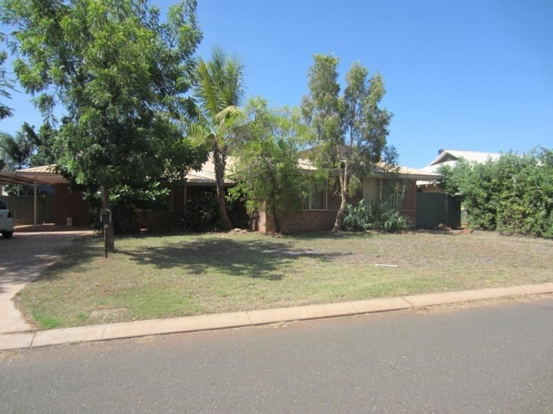6 Watts Place, Baynton WA 6714