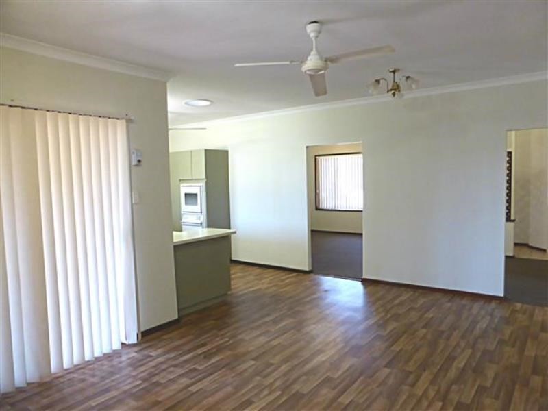 8 McCamey Loop, Baynton WA 6714