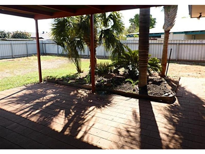 8 McCamey Loop, Baynton WA 6714