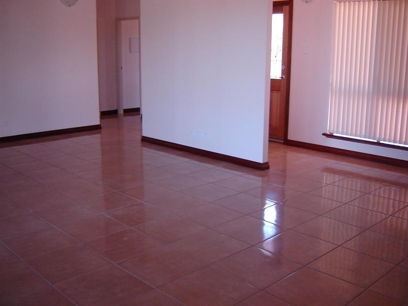 27 MacMahon Way, Baynton WA 6714