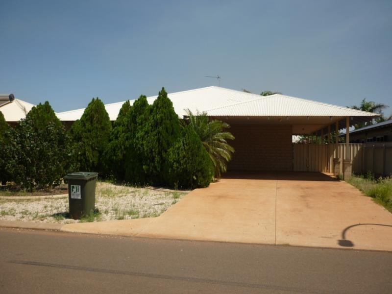 26 Buchanan Circuit, Baynton WA 6714