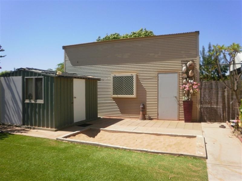7 Honeymoon Road, Point Samson WA 6720