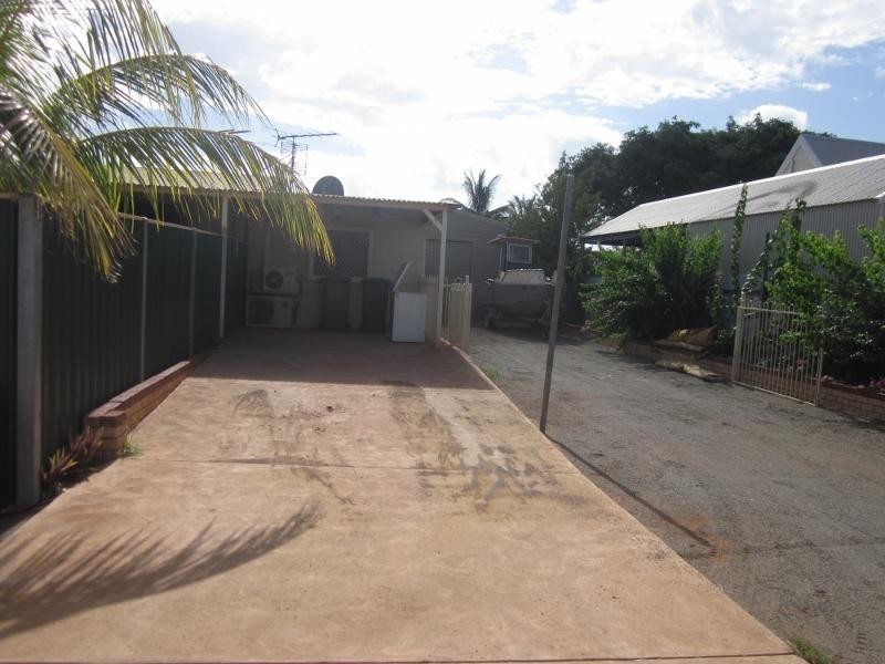 7 Honeymoon Road, Point Samson WA 6720