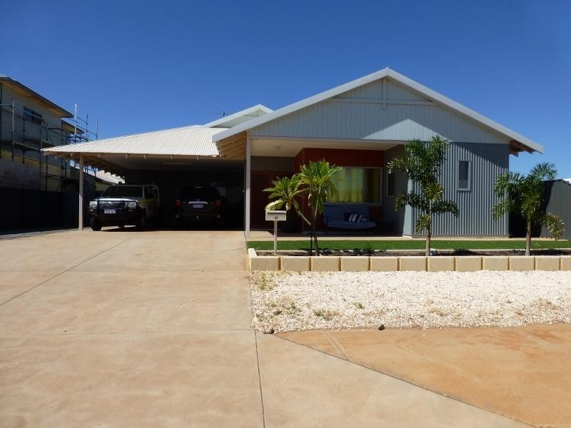 28 Curlew Street, Baynton WA 6714