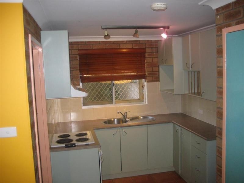 9/2 Sun Court, Millars Well WA 6714