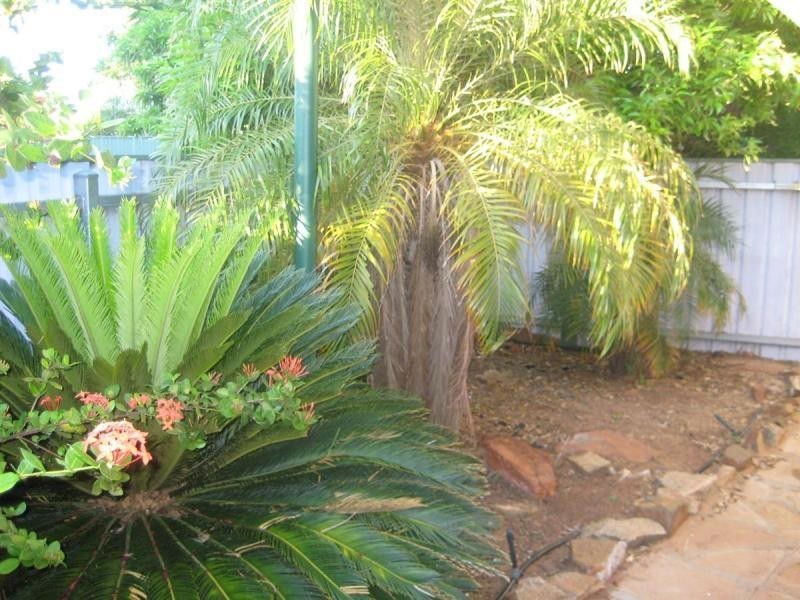 9/2 Sun Court, Millars Well WA 6714