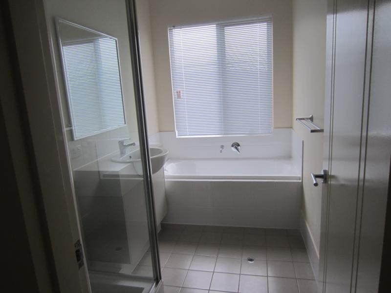 1 Wagari Drive, Baynton WA 6714