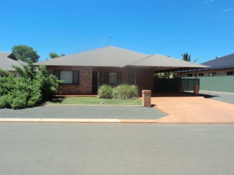 8 Rhonda Road, Baynton WA 6714